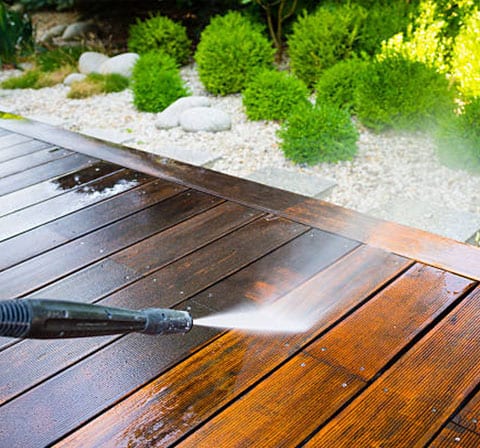 Fence And Deck Cleaning